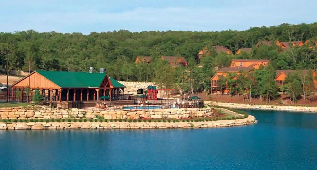 Golf On Site - Walk-In Shower - Jetted Tub - Free Attraction Tickets Included Брэнсон Экстерьер фото